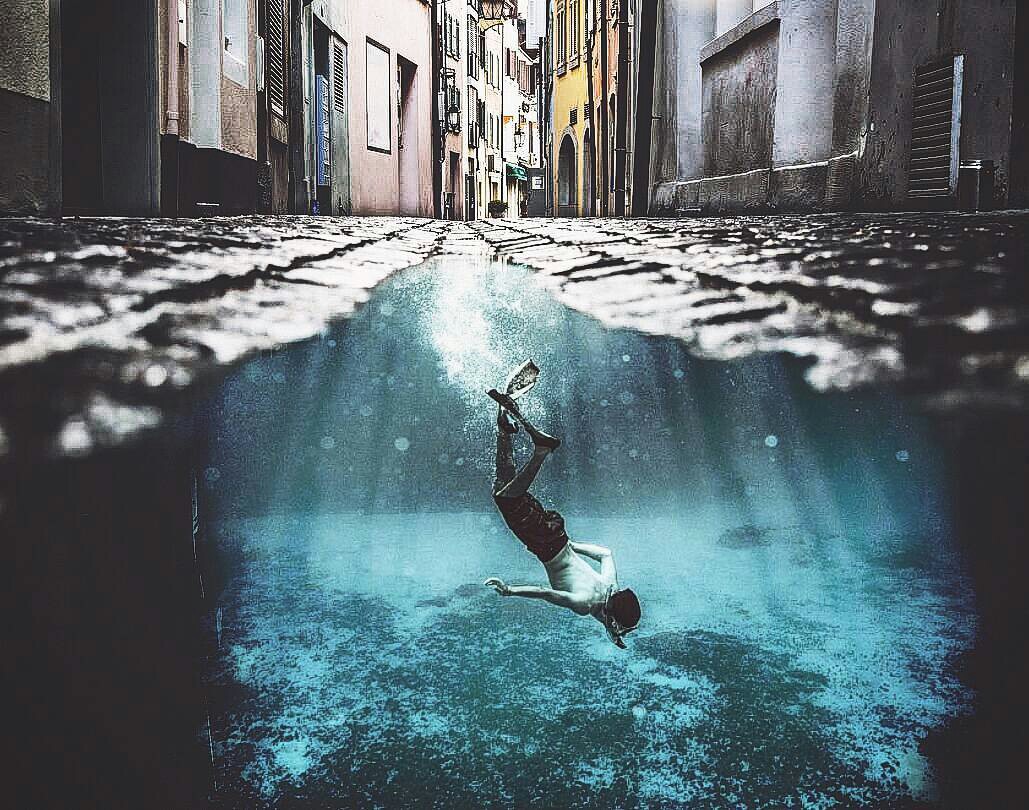 #upsidedown #sea #houses #surrealism #myditOP Unsplash