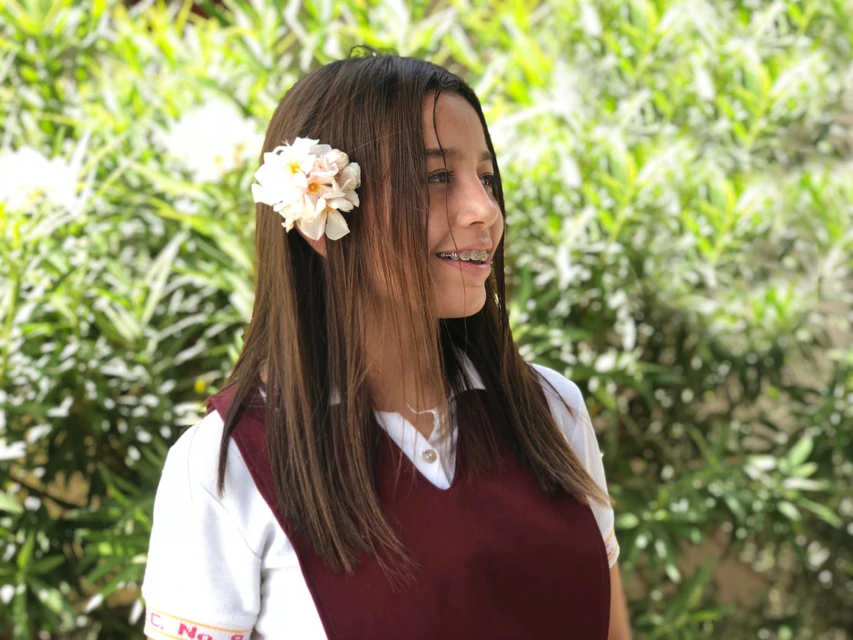 Tinder glasses natural schoolgirl