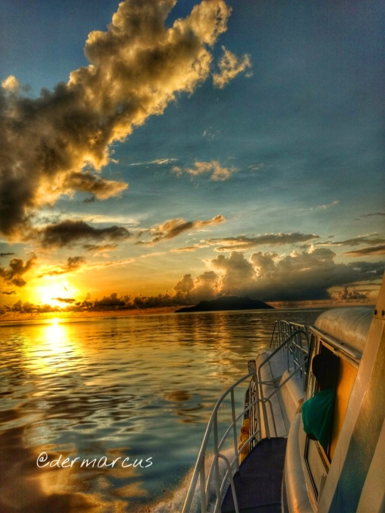 #sunset #ocean #seychelles #water