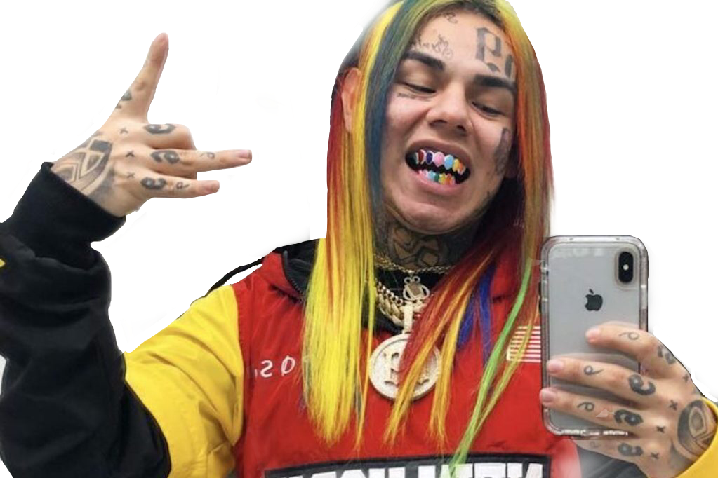 Сикс найн ту ту. Волосы сикснайна. 6ix9ine shop куртка. Улыбка Сиксти найн. Часы 69 рэпера.