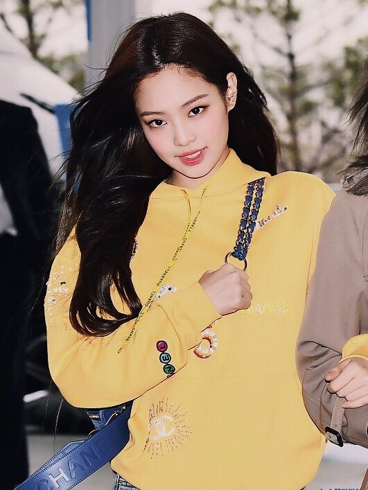 jennie yellow hoodie