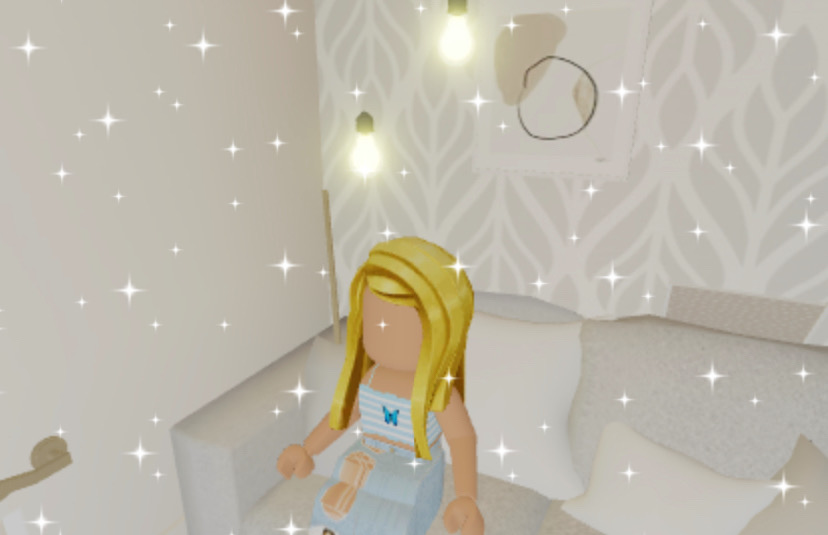 Roblox Edit Aesthetic Image By 𝚉𝚊𝚢𝚗𝚎 - high quality aesthetic roblox gfx blonde