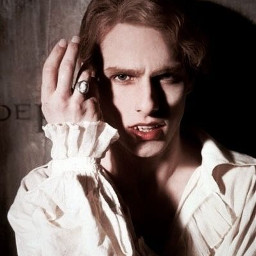 lestat interviewwiththevampire vampire fangs lace blood tomcruise