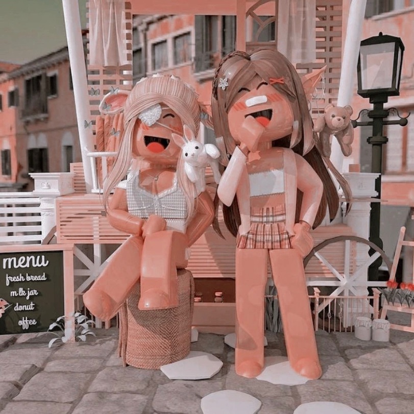 Check out Maddie_asthetics's Shuffles #preppy #roblox #avatars