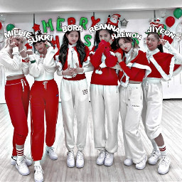 florence members cute kpop christmas christmastree bora millie sukki reanna haewon jiyeon red green christmastime korean korea freetoedit